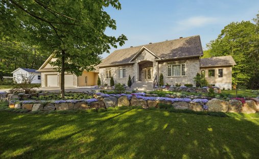 House in Saint-Jérôme, Quebec, Canada 1