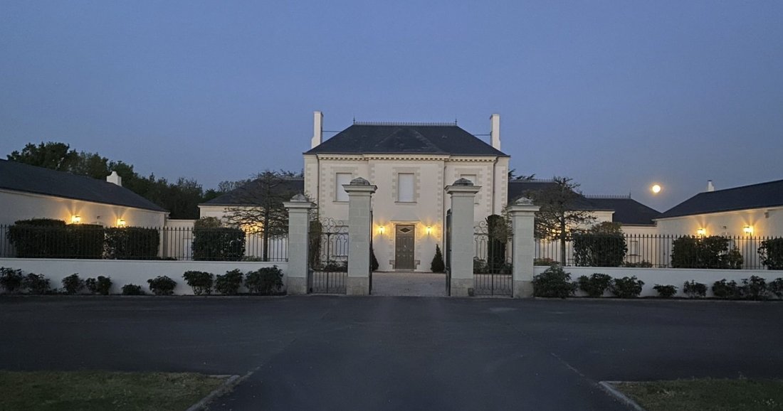 House in Sud, Les Sorinieres, France 3 - 18139072