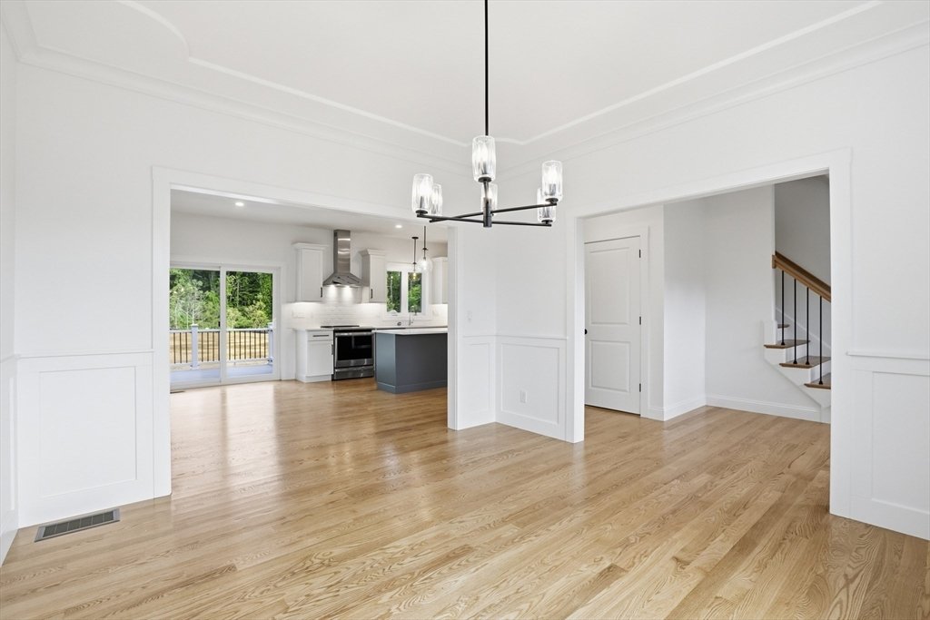 House in Dracut, Massachusetts, United States 3 - 18129491