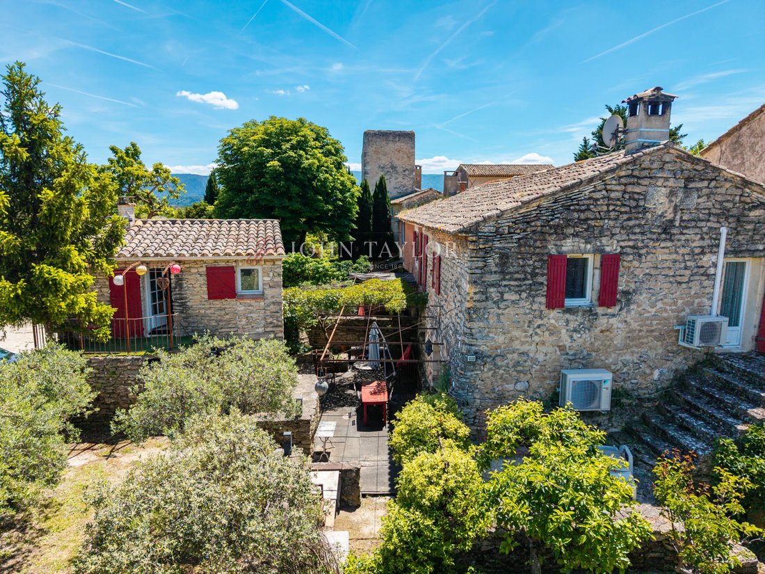 House in Gordes, Provence-Alpes-Côte d'Azur, France 1 - 18133434
