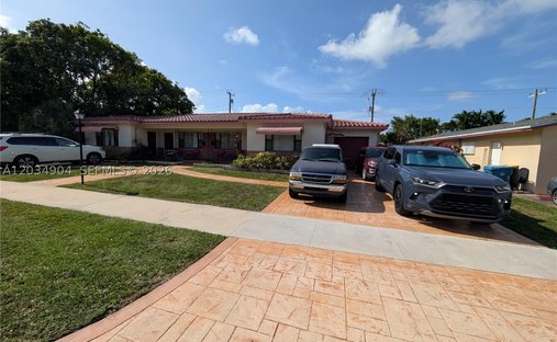 Maison à Dania Beach, Floride, États-Unis 1