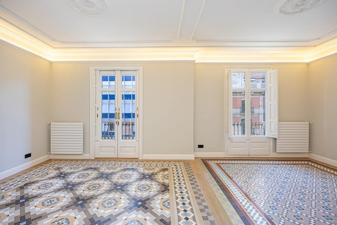 Apartment in Eixample, Barcelona, Spain 2 - 18128156