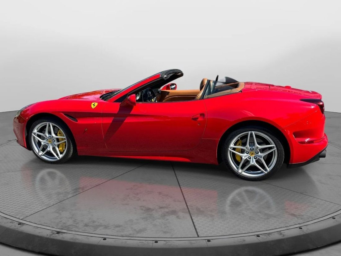Cabriolet in Canton, MA, United States 2 - 18130767