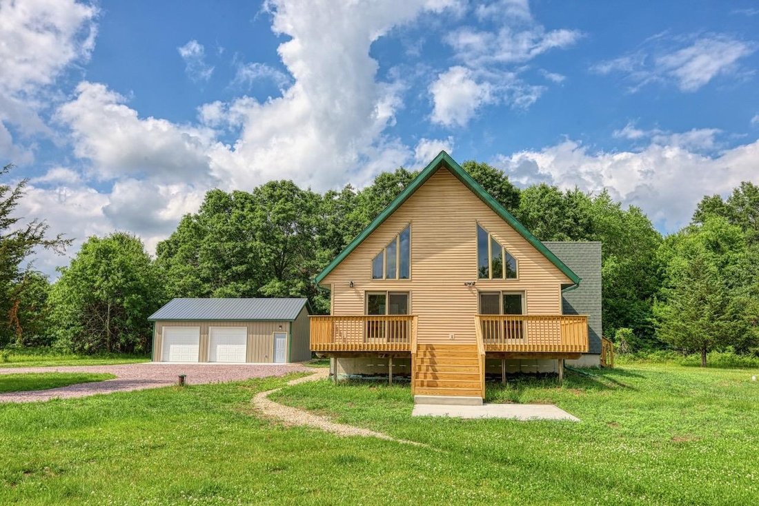 House in Portage, Wisconsin, United States 1 - 18131989