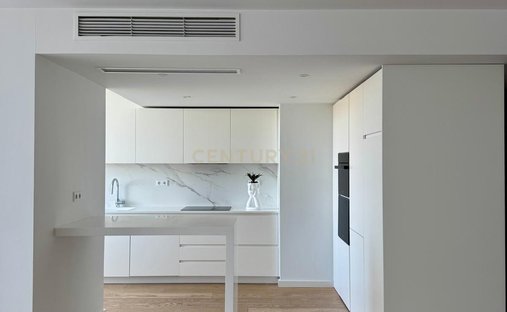 Apartment in Mafamude e Vilar do Paraiso, Porto District, Portugal 1