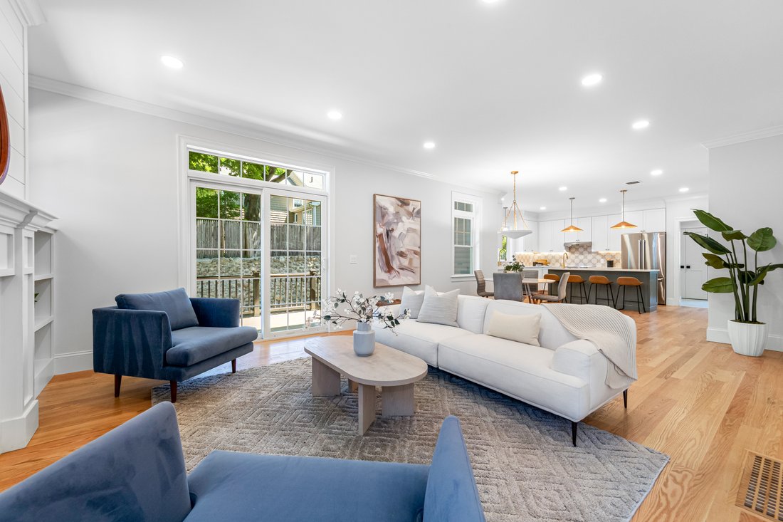 House in Arlington, Massachusetts, United States 2 - 18130195