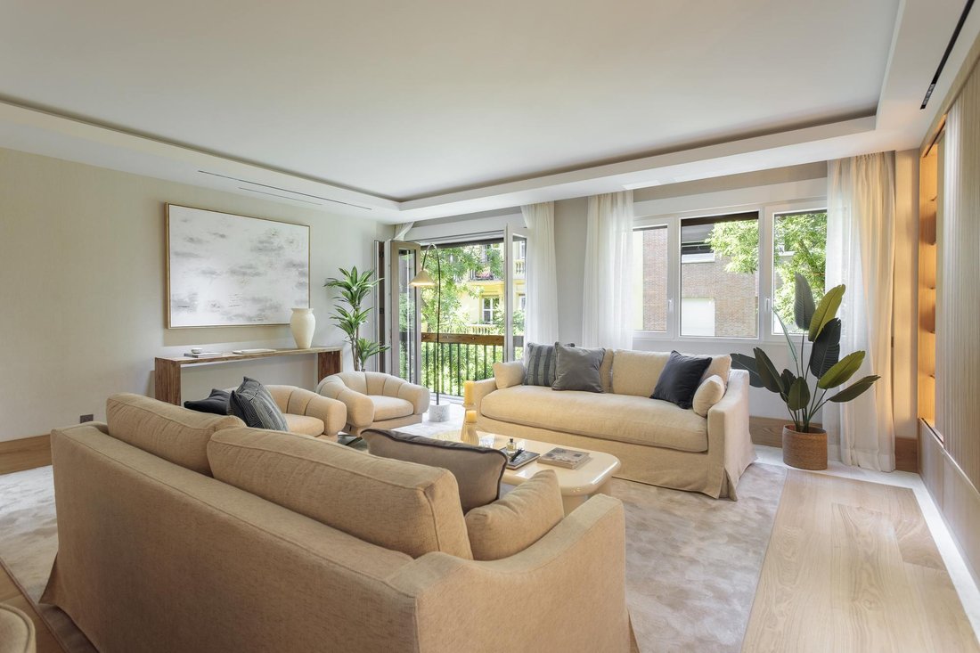 Apartment in Chamberi, Madrid, Spain 2 - 17010758