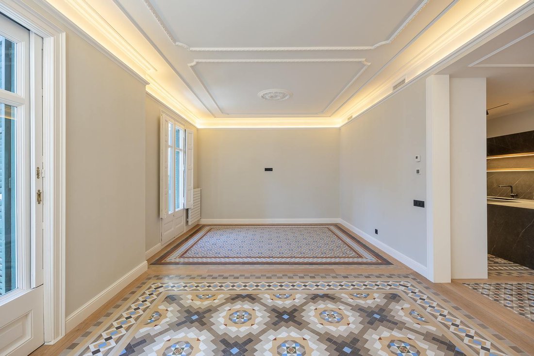Apartment in Eixample, Barcelona, Spain 1 - 18128156