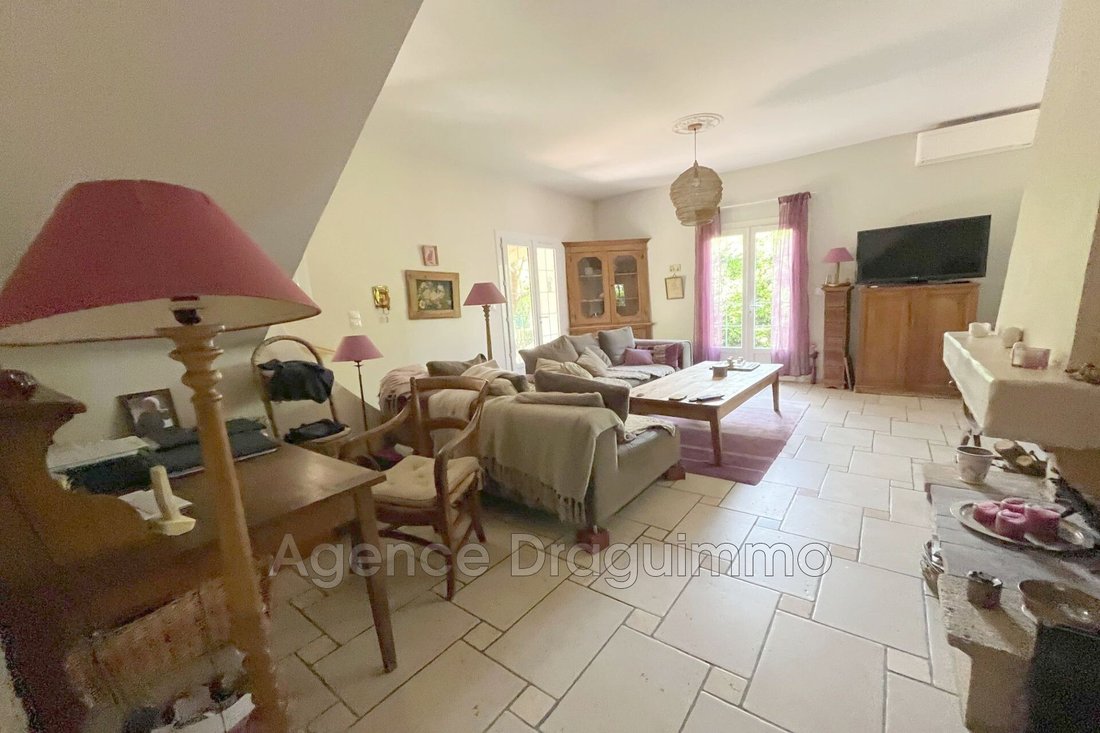 Villa in Centre Ancien, Draguignan, France 4 - 18129860