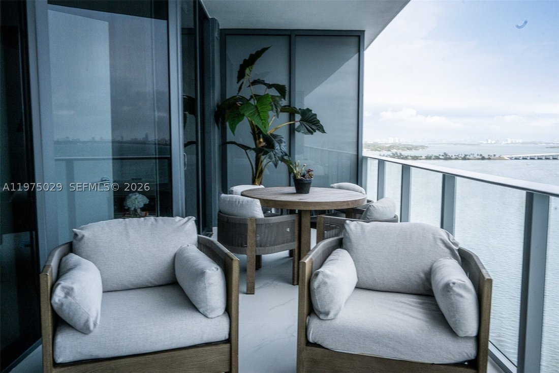 Condo in Miami, Florida, United States 4 - 17350271