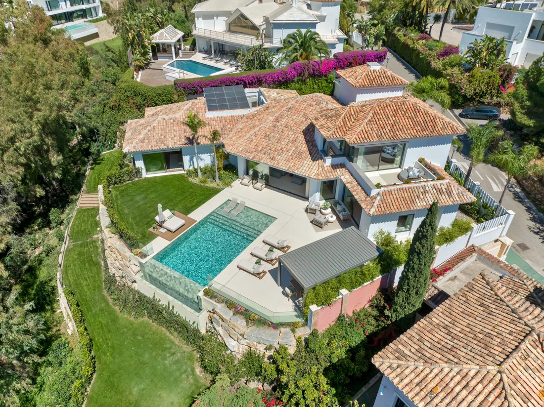 Villa in La Quinta, Benahavis, Andalusia 1 - 18127914