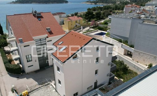 Haus in Zecevo Rogoznicko, Gespanschaft Šibenik-Knin, Kroatien 1