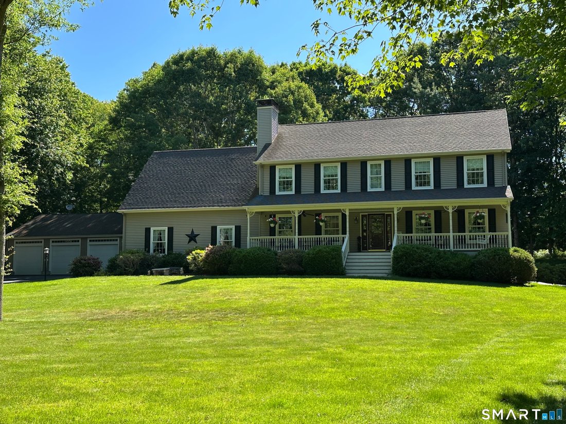 House in Griswold, Connecticut, United States 4 - 18132055