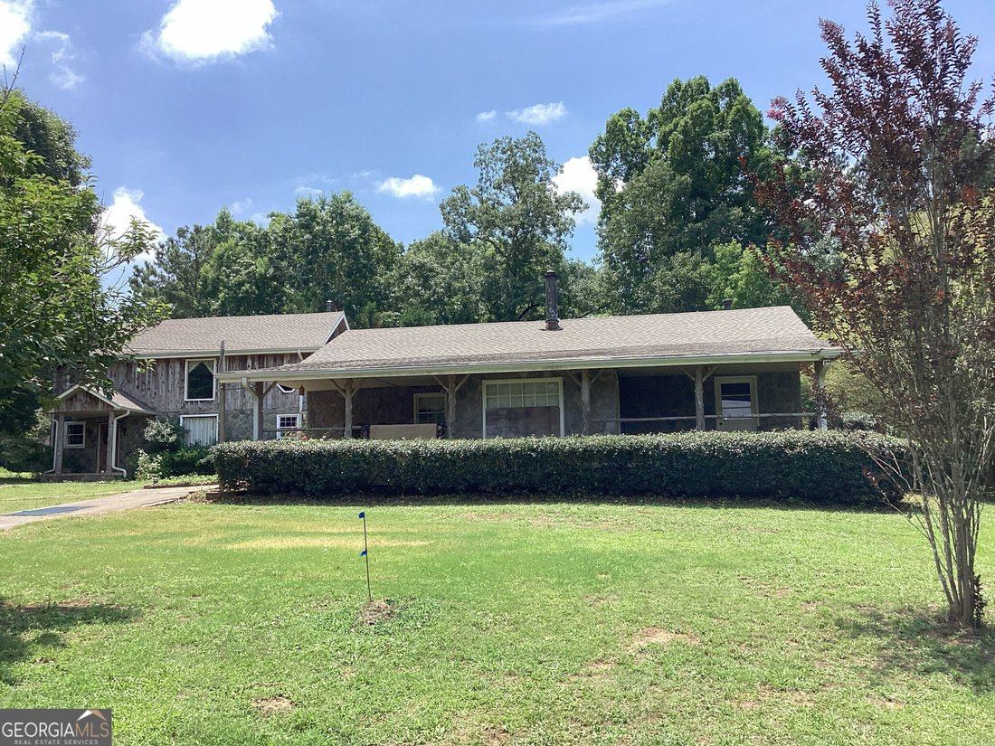House in Barnesville, Georgia, United States 3 - 18132874