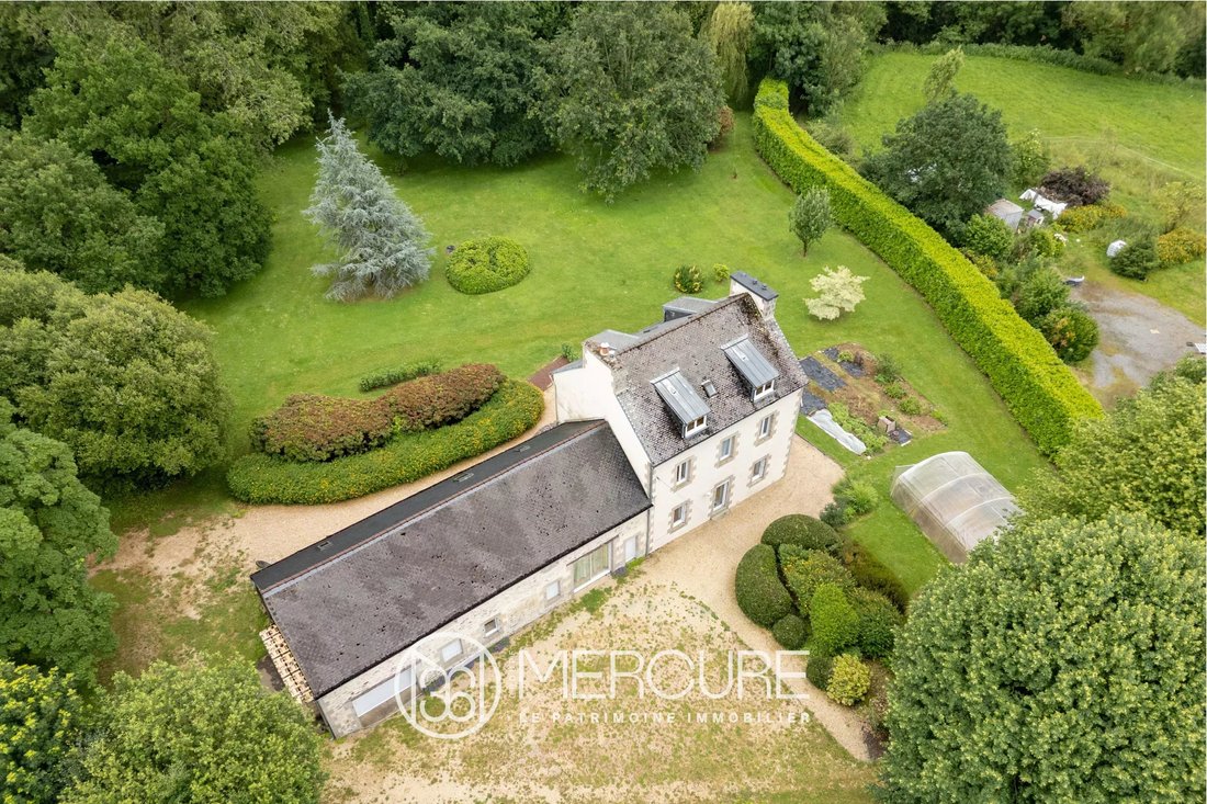 House in Landivisiau, Brittany, France 3 - 18130235