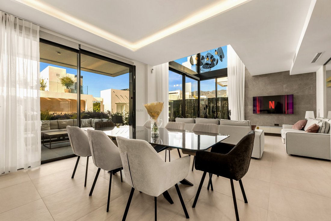 House in Rio Real, Marbella, Andalusia 2 - 18127834