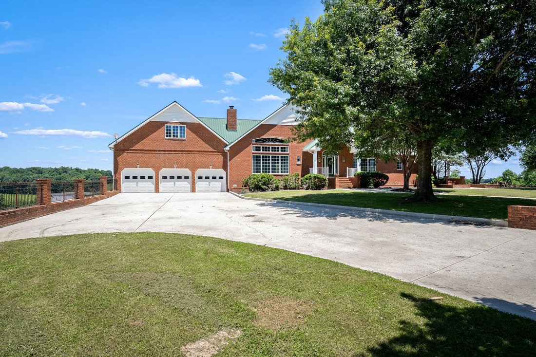 House in Shelbyville, Tennessee, United States 4 - 18127643