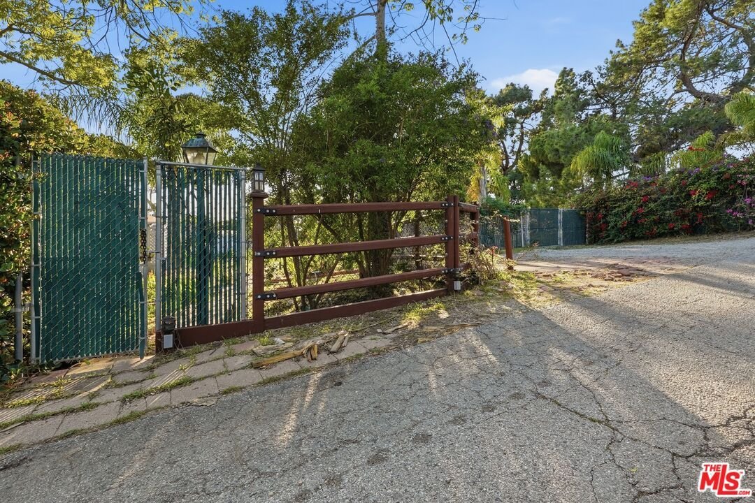 Land in Malibu, California, United States 3 - 17966999