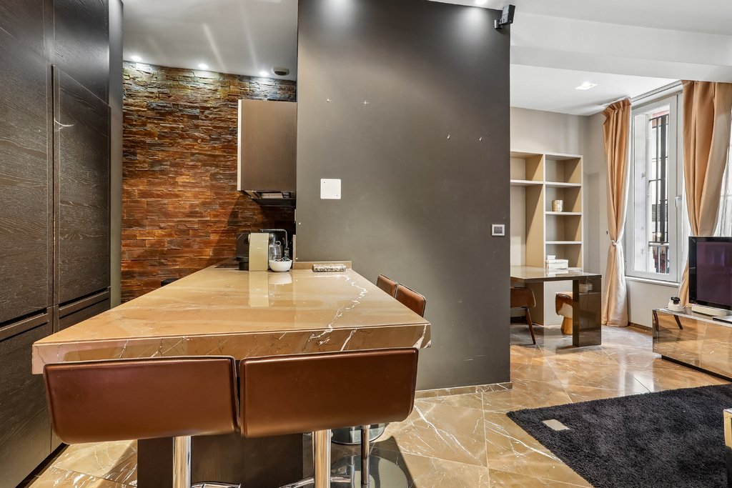 Apartment in Hoche-Friedland, Paris 8e Arrondissement, Paris 4 - 18130106