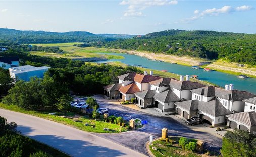 Condo in Jonestown, Texas, United States 1