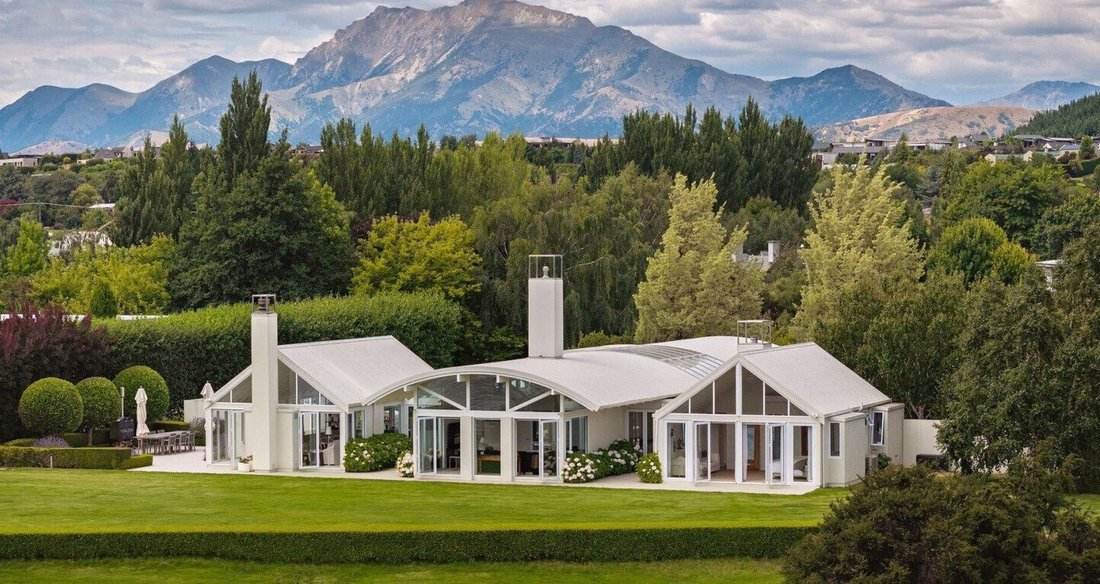 House in Wanaka, Otago, New Zealand 1 - 18131242