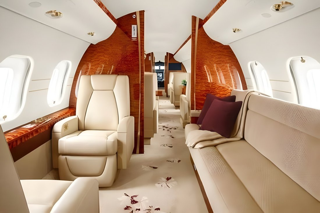Heavy Jet in Kochi, India 3 - 18129993
