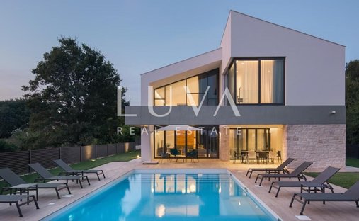 Villa in Sisan, Istria County, Croatia 1