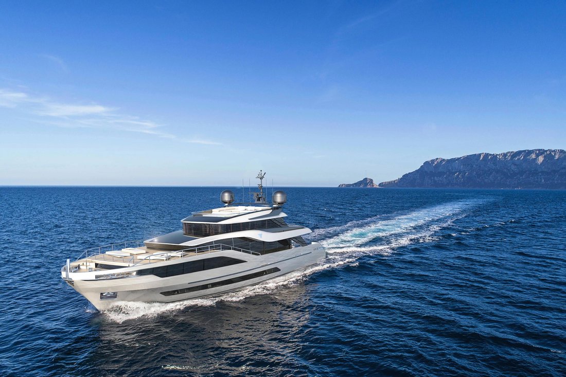 Motor Yacht in Italy 3 - 17887502