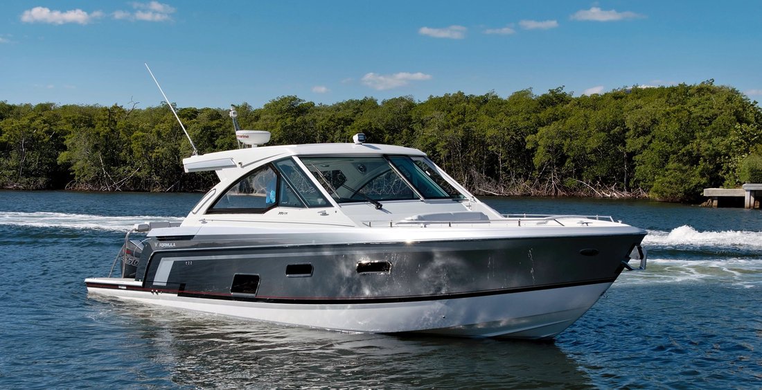 Cruiser in United States 1 - 17885422