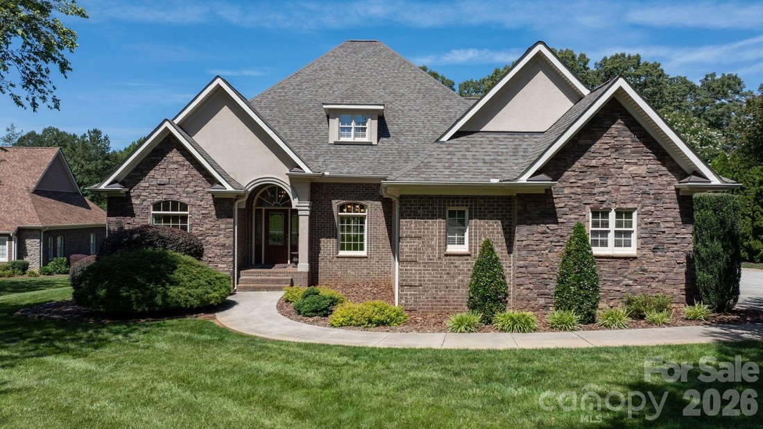 House in Newton, North Carolina, United States 2 - 18140003