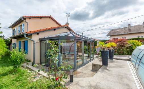Casa a Lentilly, Auvergne-Rodano-Alpi, Francia 1