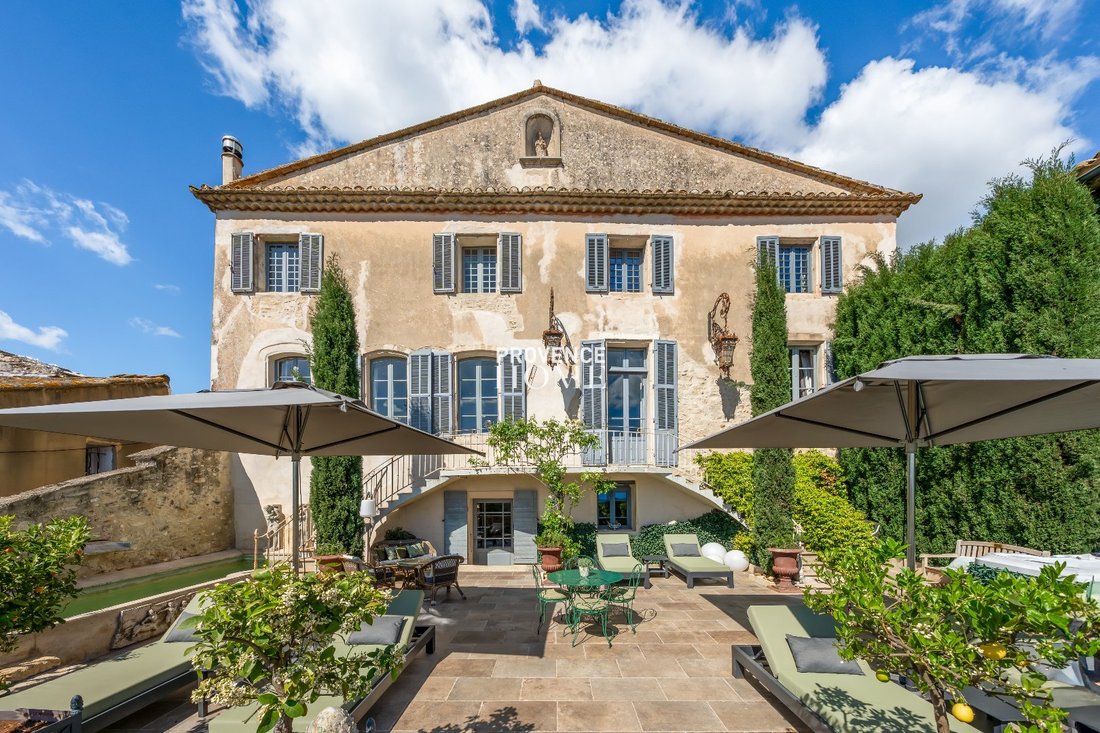 Anwesen in Chateauneuf-de-Gadagne, Provence-Alpes-Côte d'Azur, Frankreich 1 - 18130727