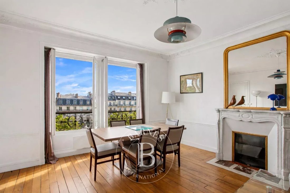 Apartment in Chaillot, Paris 16e Arrondissement, Paris 2 - 18127504