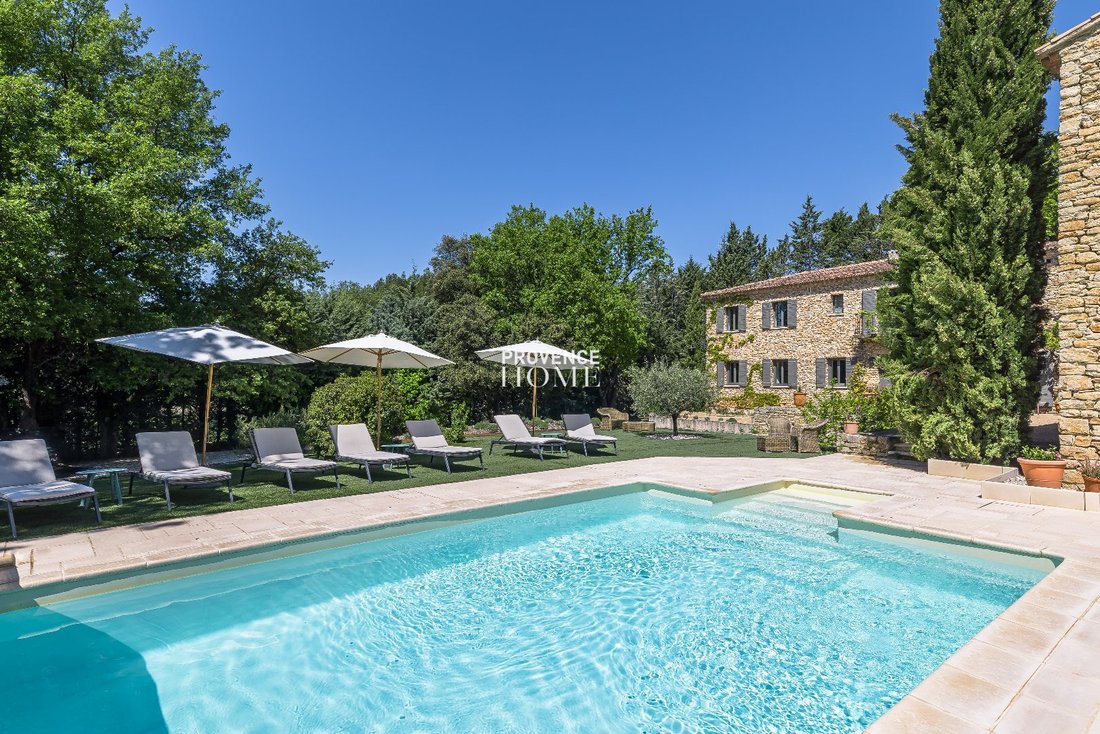 Estate in Gordes, Provence-Alpes-Côte d'Azur, France 2 - 18130691