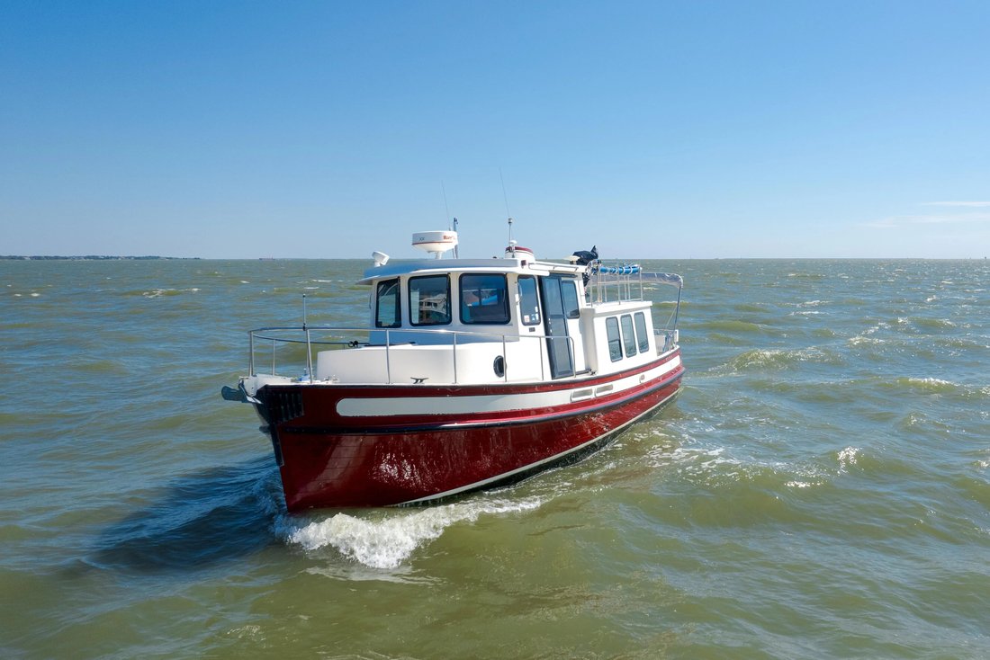 Yacht in United States 2 - 18130548