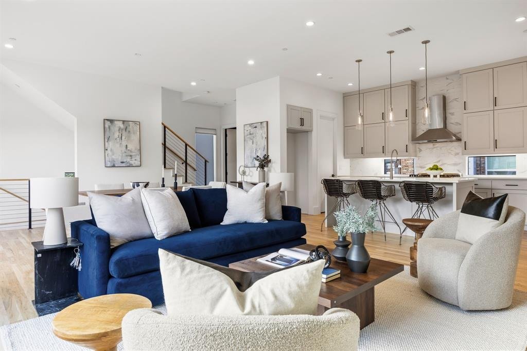 Condo in Dallas, Texas, United States 3 - 18132733