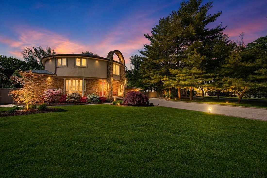 House in Paramus, New Jersey, United States 3 - 18121099