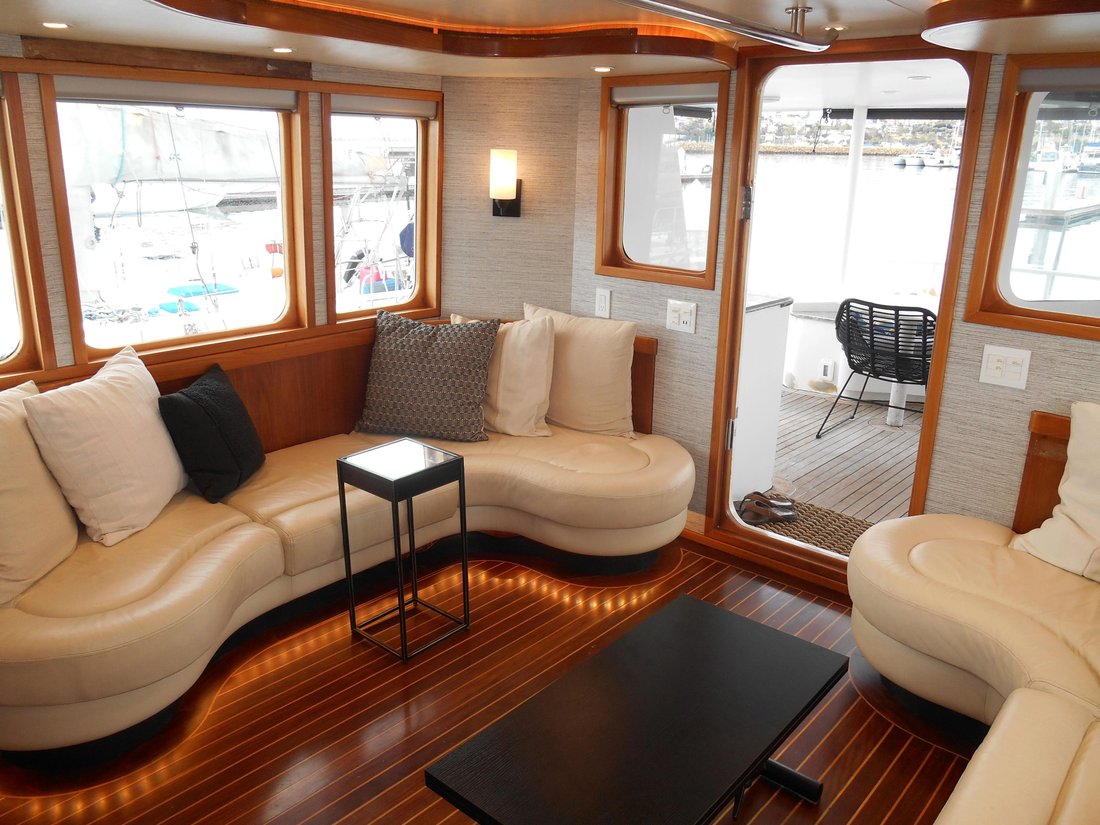 Yacht in United States 4 - 17885394