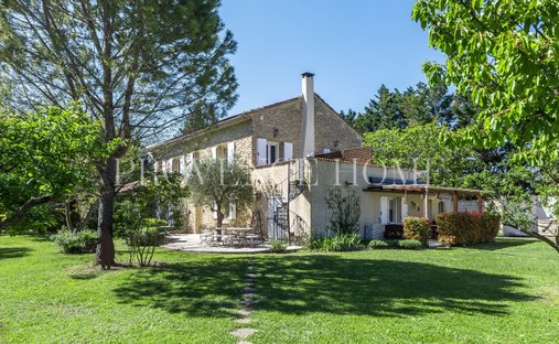 Tenuta a La Ville, L'Isle-sur-la-Sorgue, Francia 1