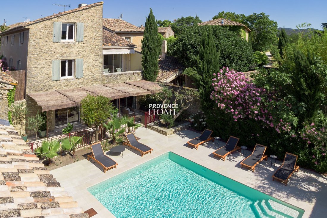 House in Gordes, Provence-Alpes-Côte d'Azur, France 2 - 18130799