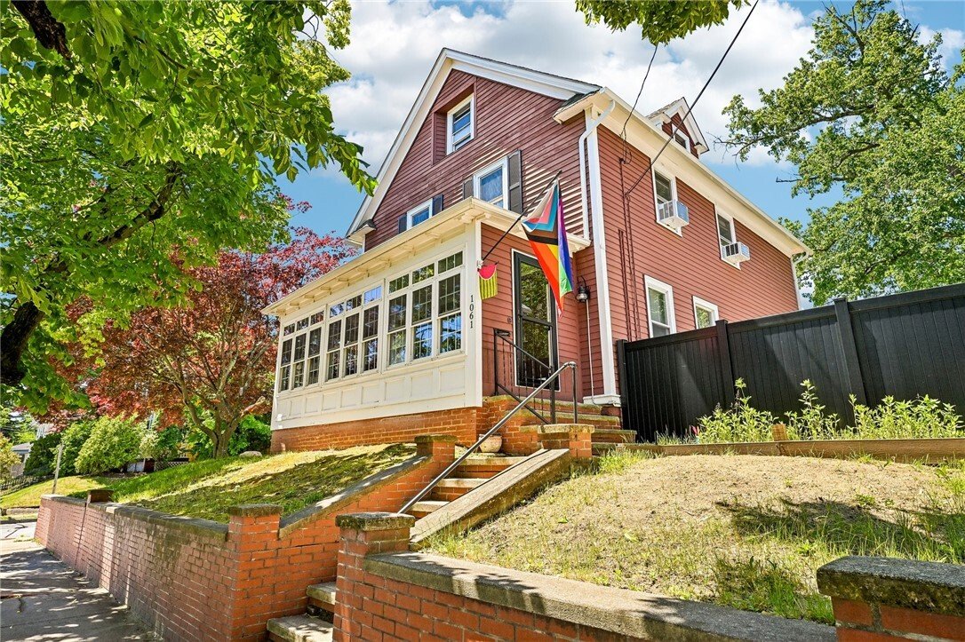 House in Cranston, Rhode Island, United States 1 - 18131346
