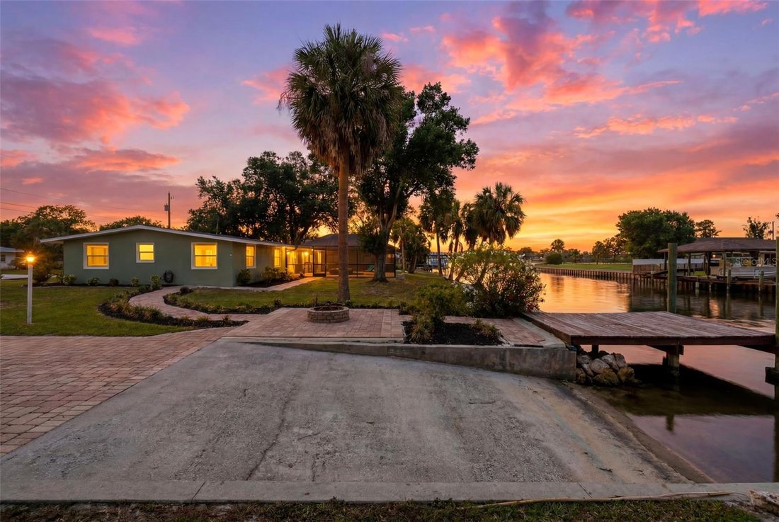 House in Gibsonton, Florida, United States 4 - 18133156