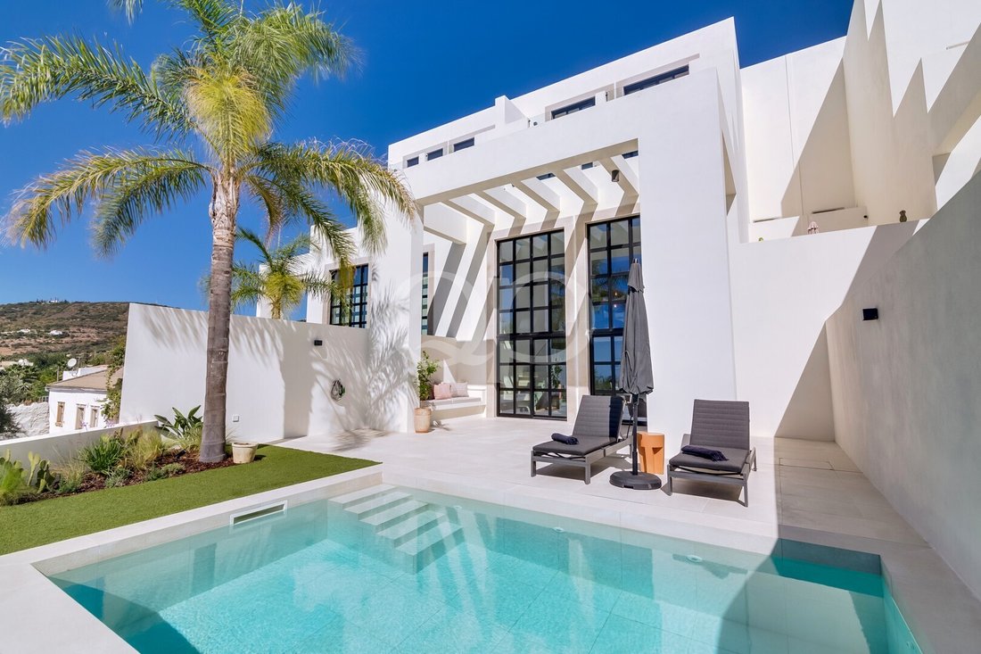 Townhouse in Santa Barbara de Nexe, Algarve, Portugal 1 - 18127433