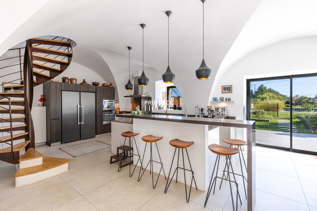 Country House in Robion, Provence-Alpes-Côte d'Azur, France 5 - 18130814