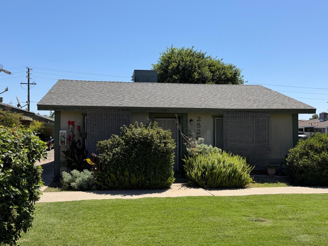 Visalia, California, United States 4 - 18134137