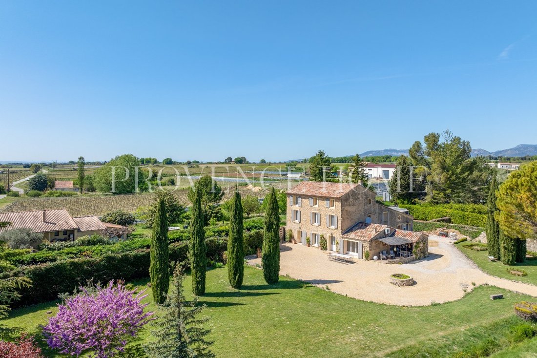 Estate in Mazan, Provence-Alpes-Côte d'Azur, France 2 - 18130787