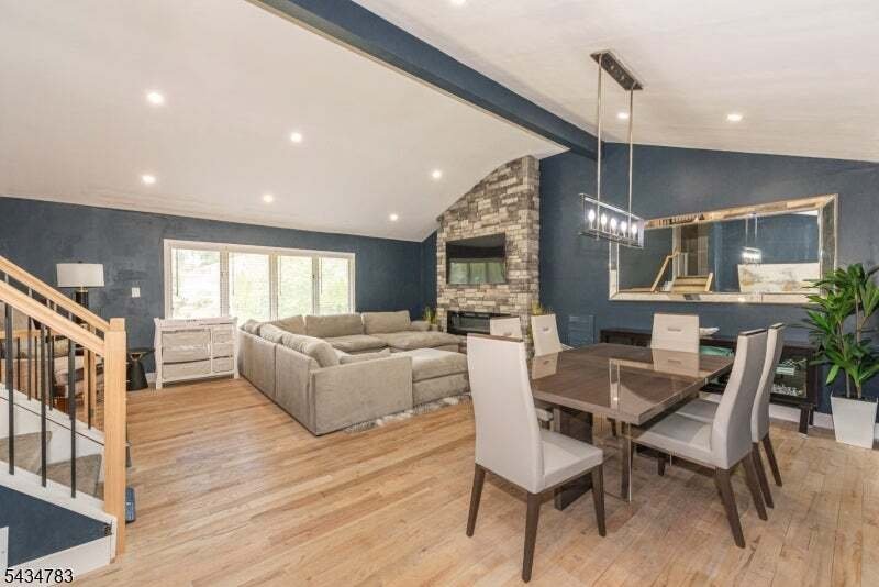 House in Totowa, New Jersey, United States 5 - 18134090