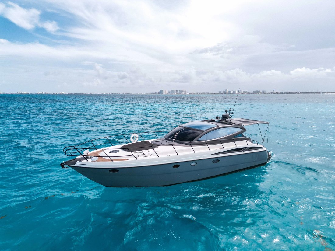 Cruiser in Mexico 1 - 17885402