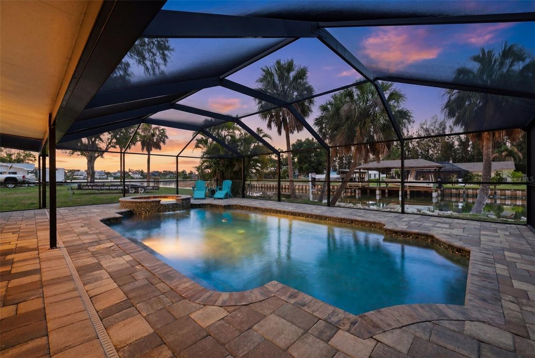 House in Gibsonton, Florida, United States 2 - 18133156
