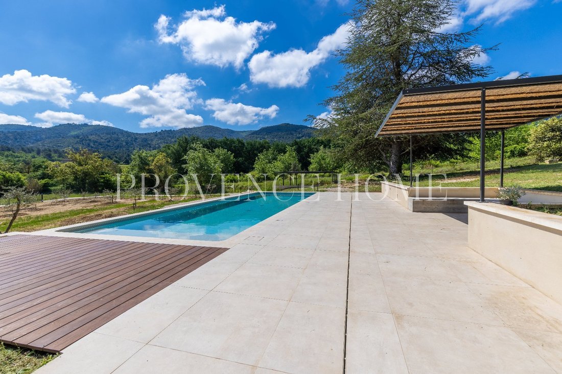House in Ménerbes, Provence-Alpes-Côte d'Azur, France 1 - 18130806